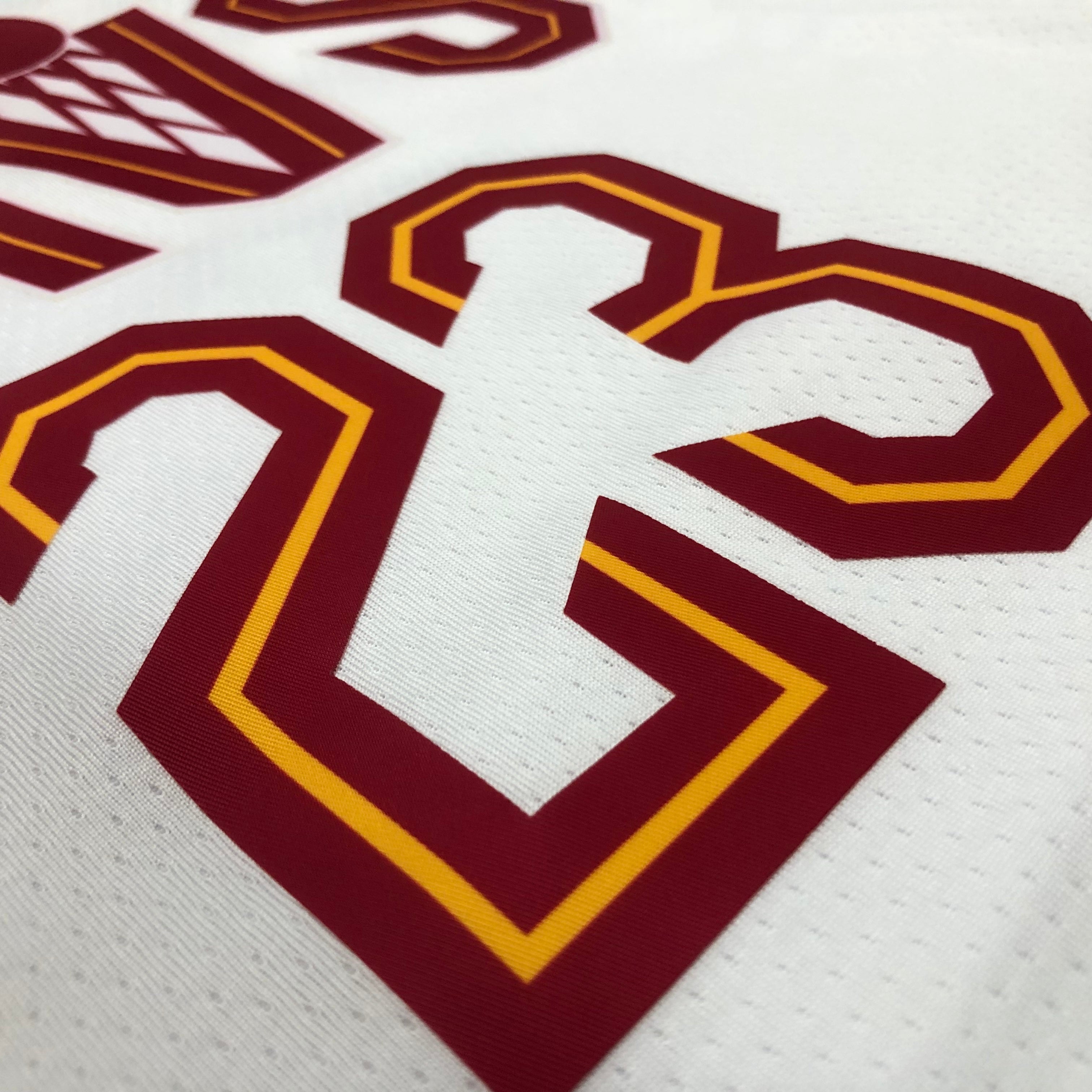 2022/23 NBA Cleveland Association Edition - Lebron James