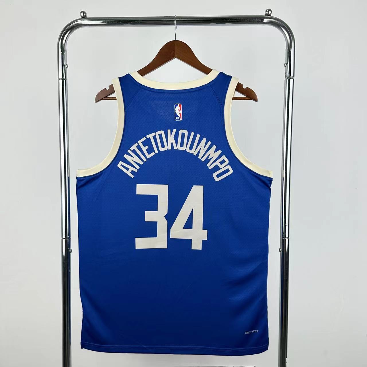 24/25 NBA Milwaukee City Edition - Giannis Antetokounmpo