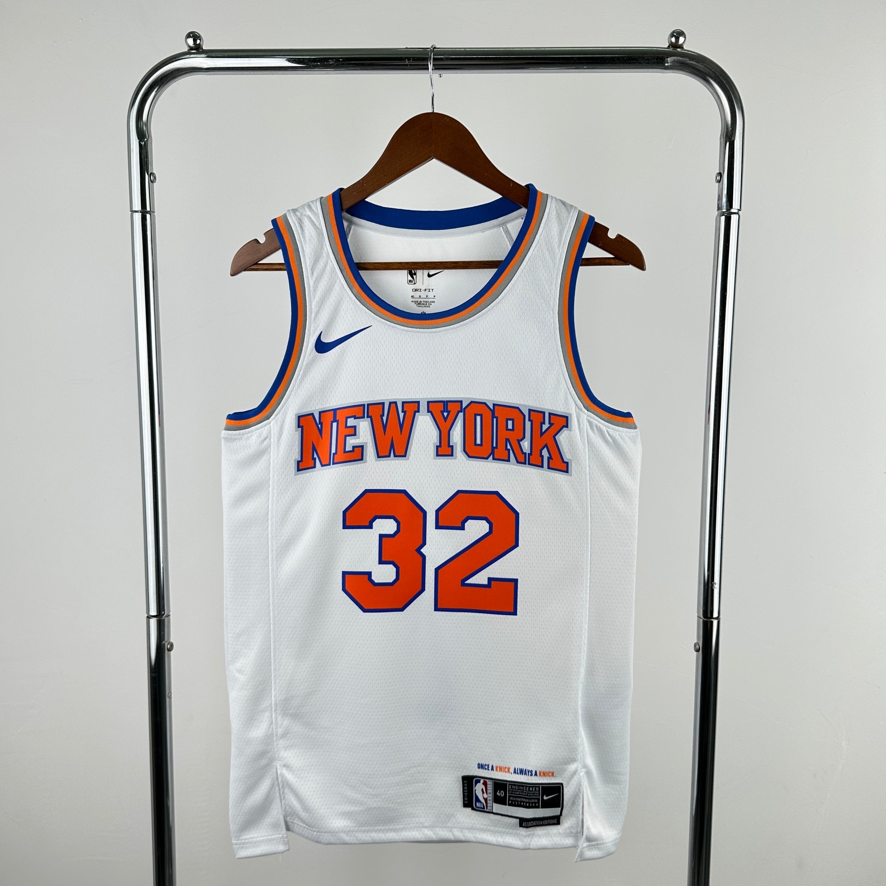 24/25 NBA NY Knicks Association Edition - Towns