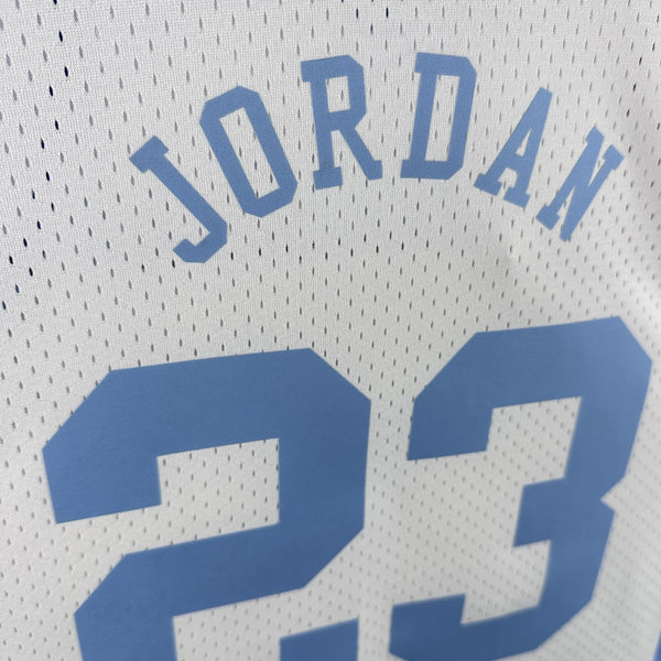 Michael Jordan - North Carolina Jersey - College Vault 1983/84 Swingman