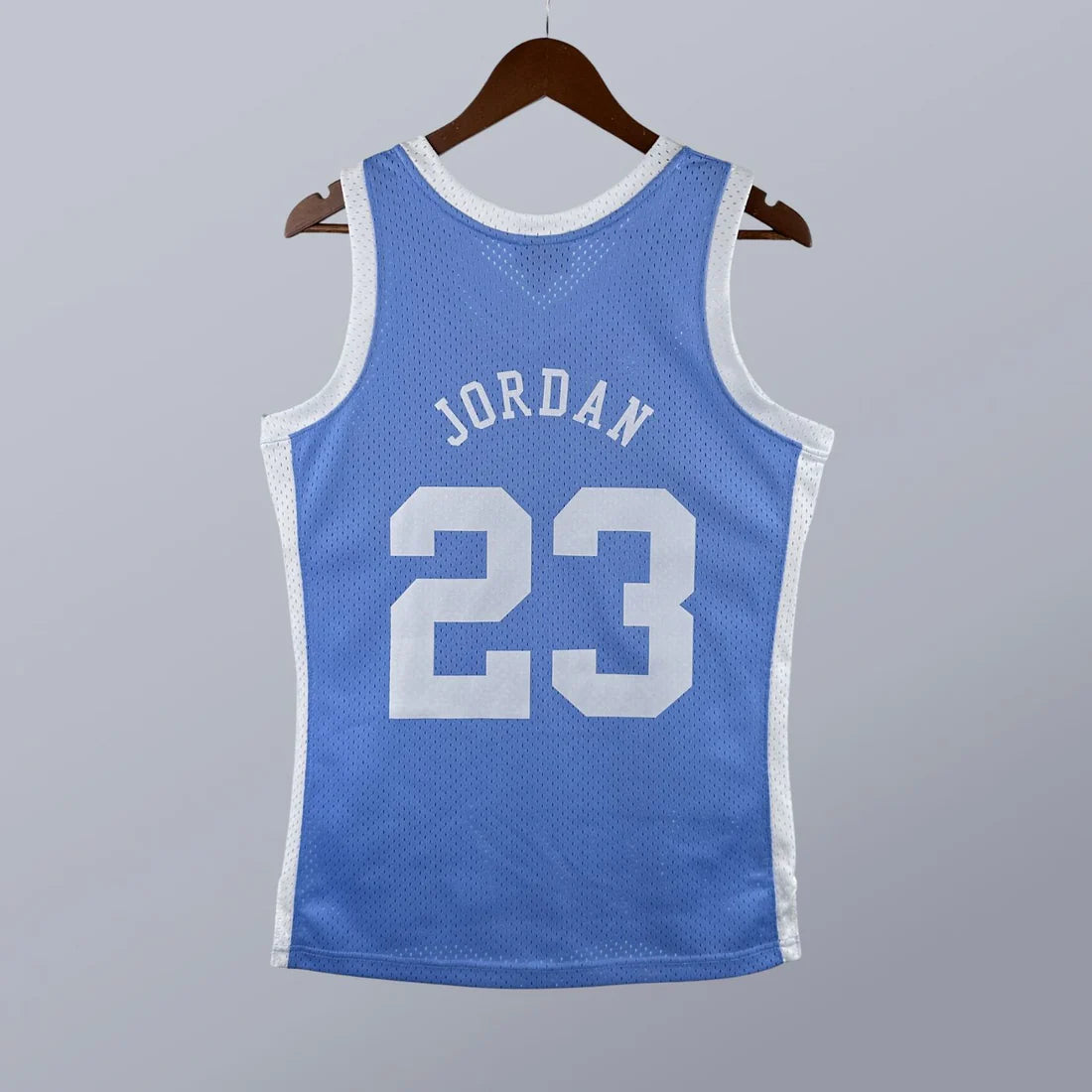 Michael Jordan - North Carolina Jersey - College Vault 1983/84 Swingman